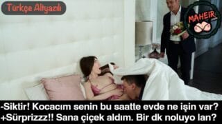 Kıvrımlı Üvey Annem Banyo Yaparken…